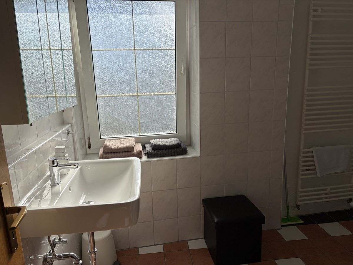 Bad mit Waschbecken